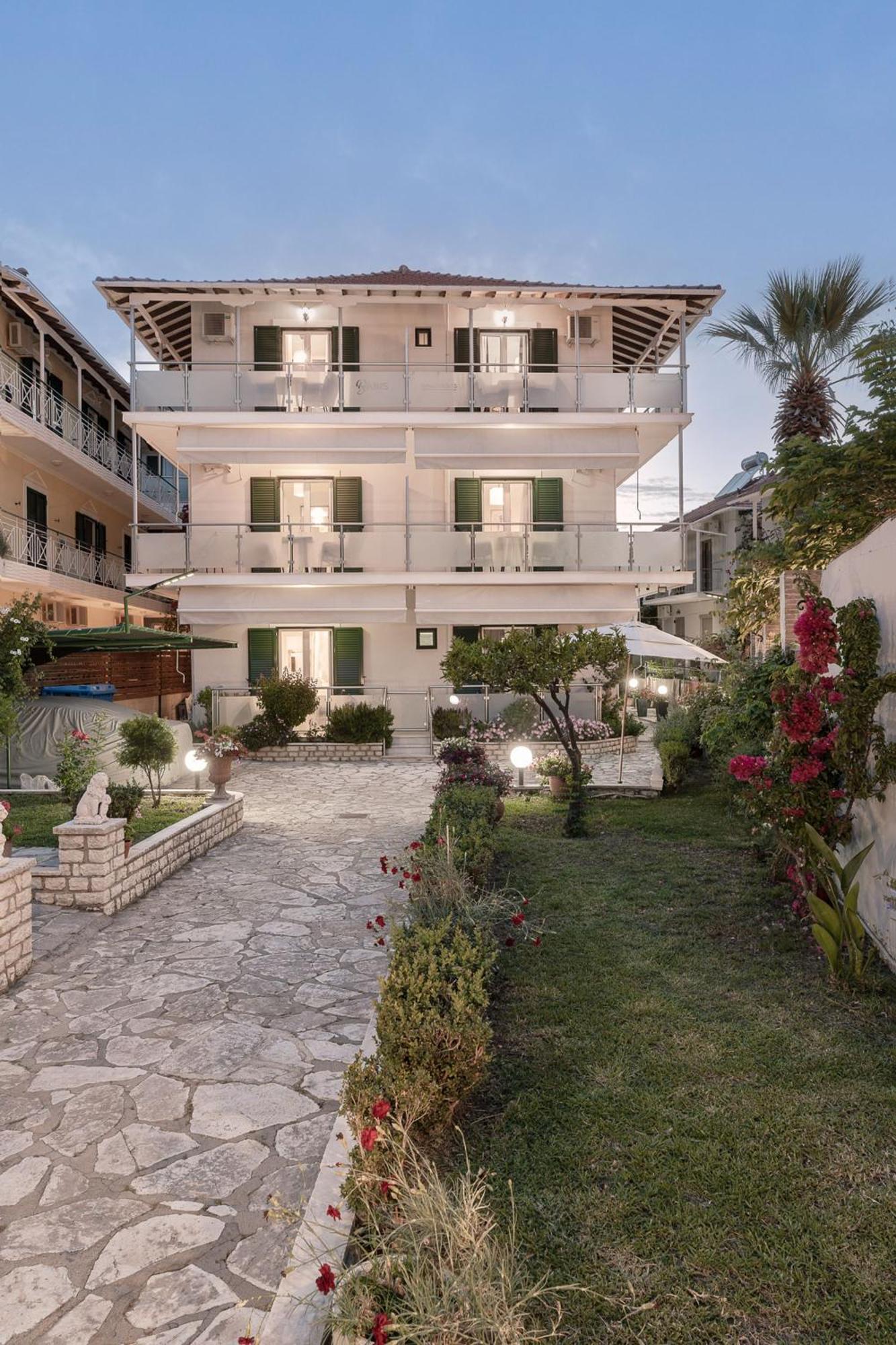 Captain'S Seafront Apartments Nydri  Luaran gambar